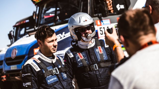 „Constra Racing“ komandą lydi nesėkmės: po sunkvežimio demonstruojamų kaprizų nepavyko pradėti greičio ruožo