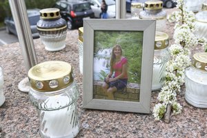 Nusižudžiusios Šiaulių medikės artimieji apskundė sprendimą nutraukti ikiteisminį tyrimą