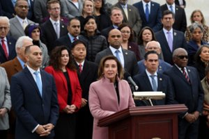 JAV demokratai pagerbė Kapitolijaus šturmo prieš dvejus metus aukas