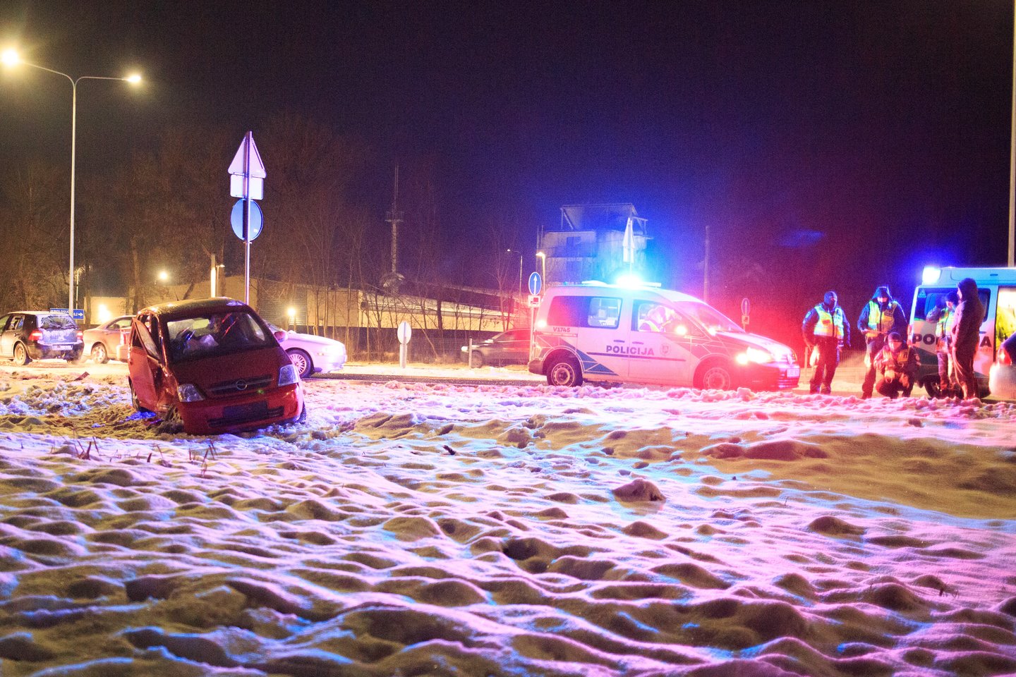 Per avariją Vilniuje nukentėjo moteris ir du vaikai.<br> T.Bauro nuotr.