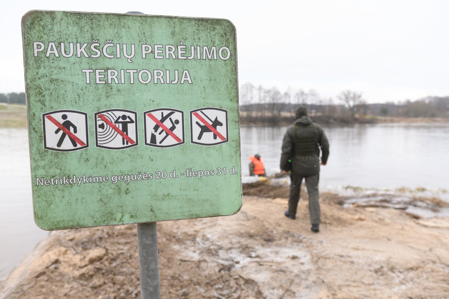 Dzūkijos pasieniečių kasdienybė: ir migrantai, ir kontrabandininkai.<br>V.Skaraičio nuotr.