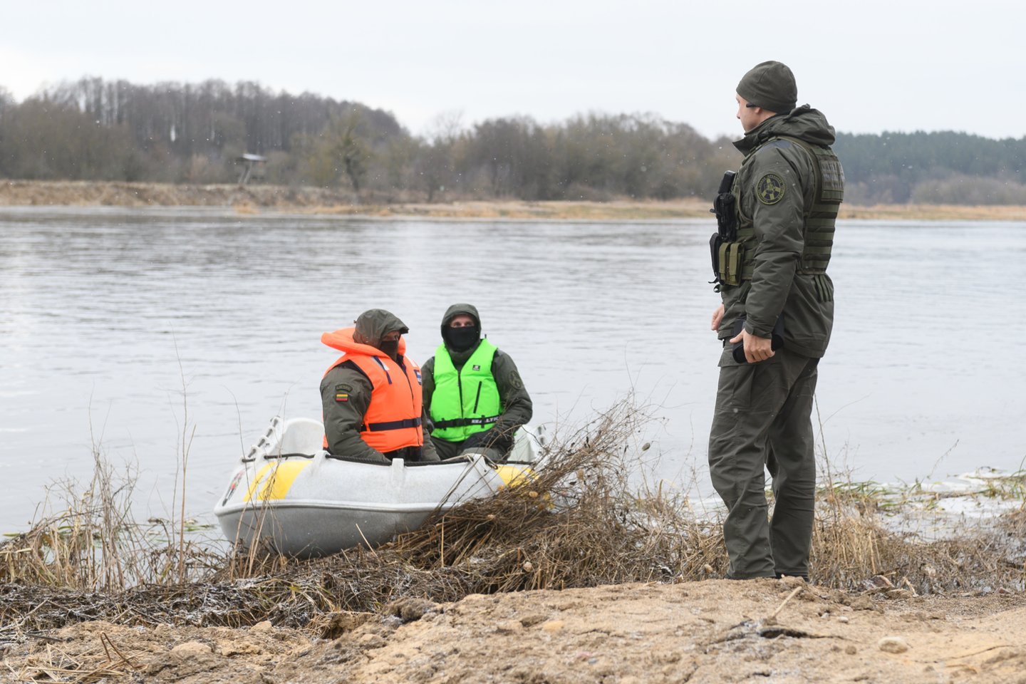 Dzūkijos pasieniečių kasdienybė: ir migrantai, ir kontrabandininkai.<br>V.Skaraičio nuotr.