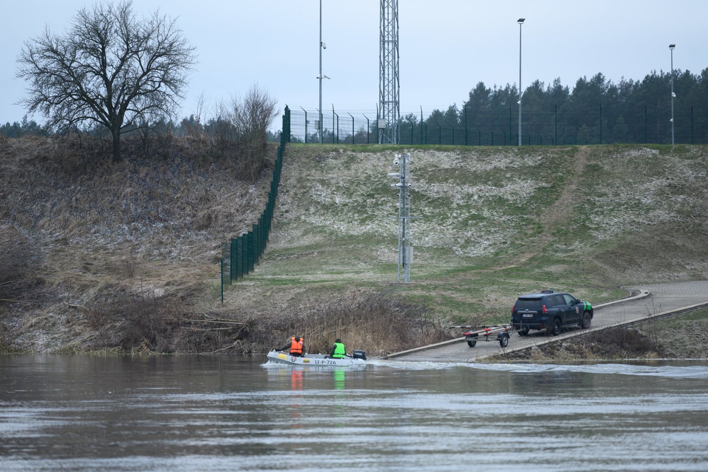 Dzūkijos pasieniečių kasdienybė: ir migrantai, ir kontrabandininkai.<br>V.Skaraičio nuotr.