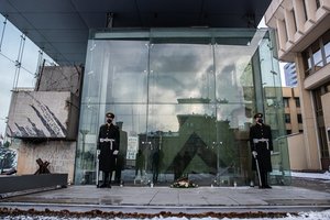 Lankytojams bus atvertas atnaujintas Seimo Sausio 13-osios memorialas