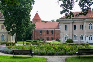 Po remonto viename Raudondvario dvaro pastatų planuojama įkurti svečių namus