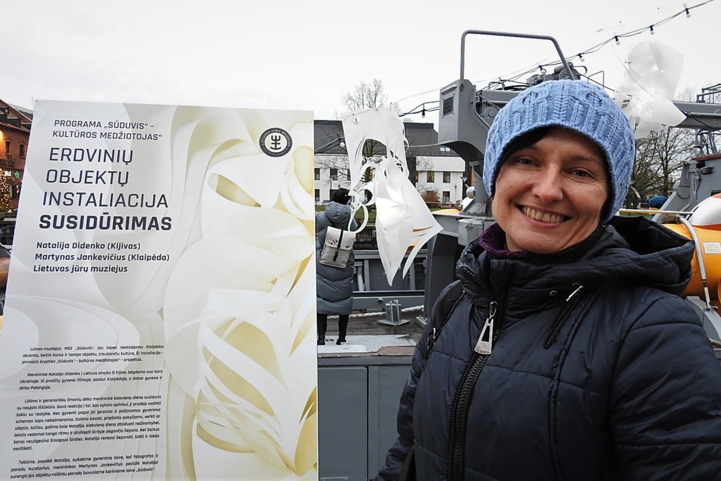 Ukrainietės Natalijos Didenko paroda "Susidūrimas" karo laive "Sūduvis".<br> G.Pilaičio nuotr.