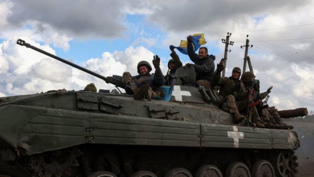 Prancūzijai pralaužus ledus dėl tankų tiekimo Ukrainai tikisi kitų šalių veiksmų: tokiu atveju prognozės dėl karo taptų realybe