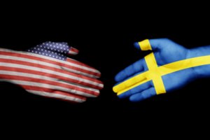 Užsitęsus deryboms dėl narystės NATO, Švedija planuoja glaudesnius gynybos ryšius su JAV