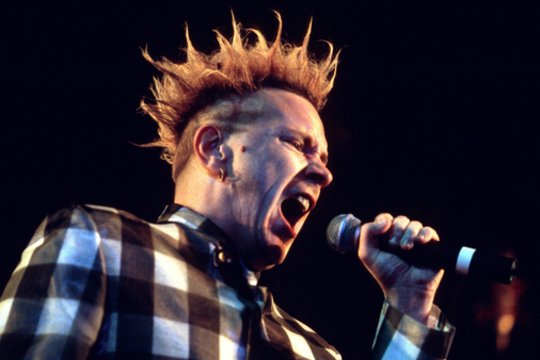Pankroko ikona, buvęs „Sex Pistols“ vokalistas J. Rottenas sieks dalyvauti „Eurovizijoje“ 