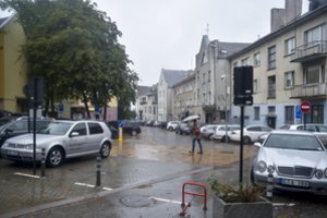 Aiškinasi, kas nutiko su elektromobilių įkrovimo stotelėmis: atjungė tyčia ar iš tiesų užfiksuoti gedimai?