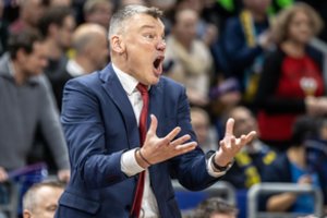 Ar „Barcelona“ Eurolygoje atkeršys „Anadolu Efes“ komandai?