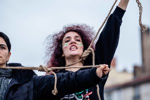 Iranas paskyrė dar vieną mirties bausmę dėl protestų