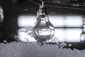 Elektros kainos augo ir gruodį: paskaičiavo, kiek padidėjo ir kodėl taip atsitiko