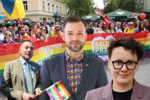 Į Vilniaus mero kėdės siekiančio T. V. Raskevičiaus pusę skrieja aktyvistų kritika: esminis klausimas tapo karšta bulve