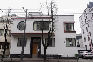 Architektūra žavėjęsis, tačiau mokslininko kelią pasirinkęs vilnietis 2 metus kūrė ypatingą namą