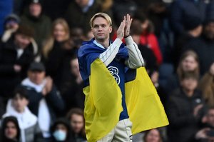 Po M. Mudryko pardavimo praturtėjęs „Šachtar“ klubas 25 milijonus dolerių skirs Ukrainos kariams