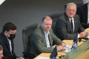 Opozicijos boikotas ir valdančiųjų pareikštas nepasitikėjimas A. Stončaičiu: reikalauja naujo pirmininko