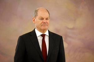 O. Scholzas džiaugėsi artimais santykiais su Prancūzija: priminė „Europos taikos projektą“