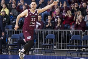 Rekordiškai tritaškiais prapliupę panevėžiečiai su trenksmu žengė į KMT finalo ketvertą