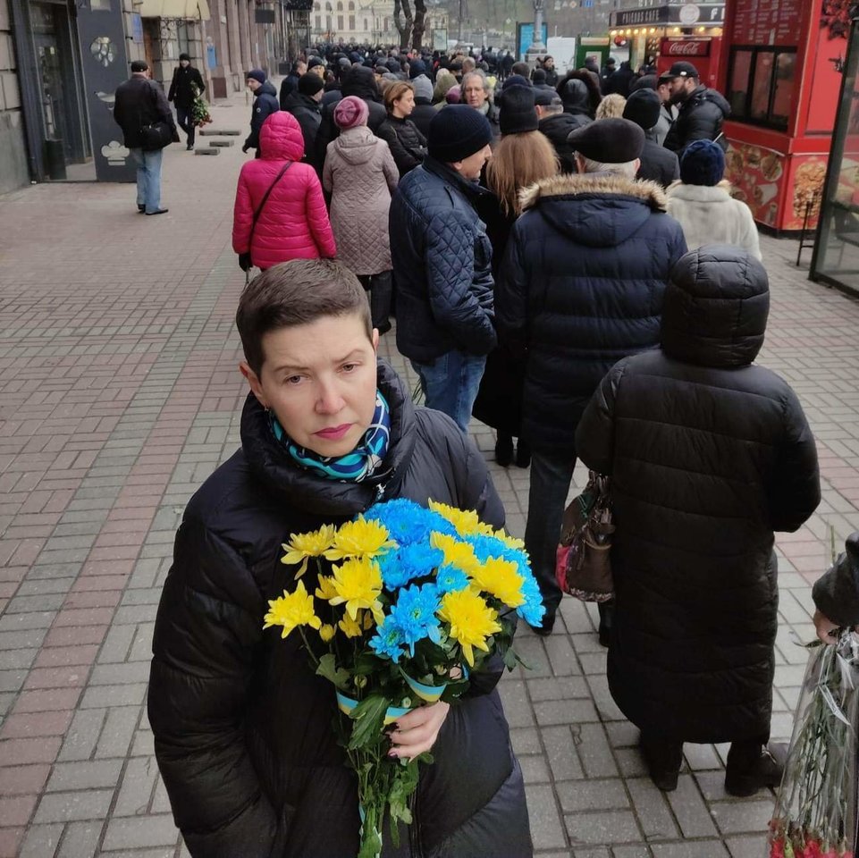 Minios kijeviečių šeštadienį ėjo atsisveikinti su žuvusiu ministru ir šešiais jo pavaldiniais.<br>E.Butrimo nuotr.