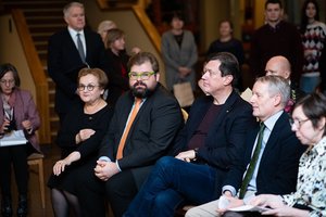 Įtarimų pedofilija skandalas – prieš pat rinkimus: kaip kaltinimai K. Bartoševičiui paveiks konservatorių partiją