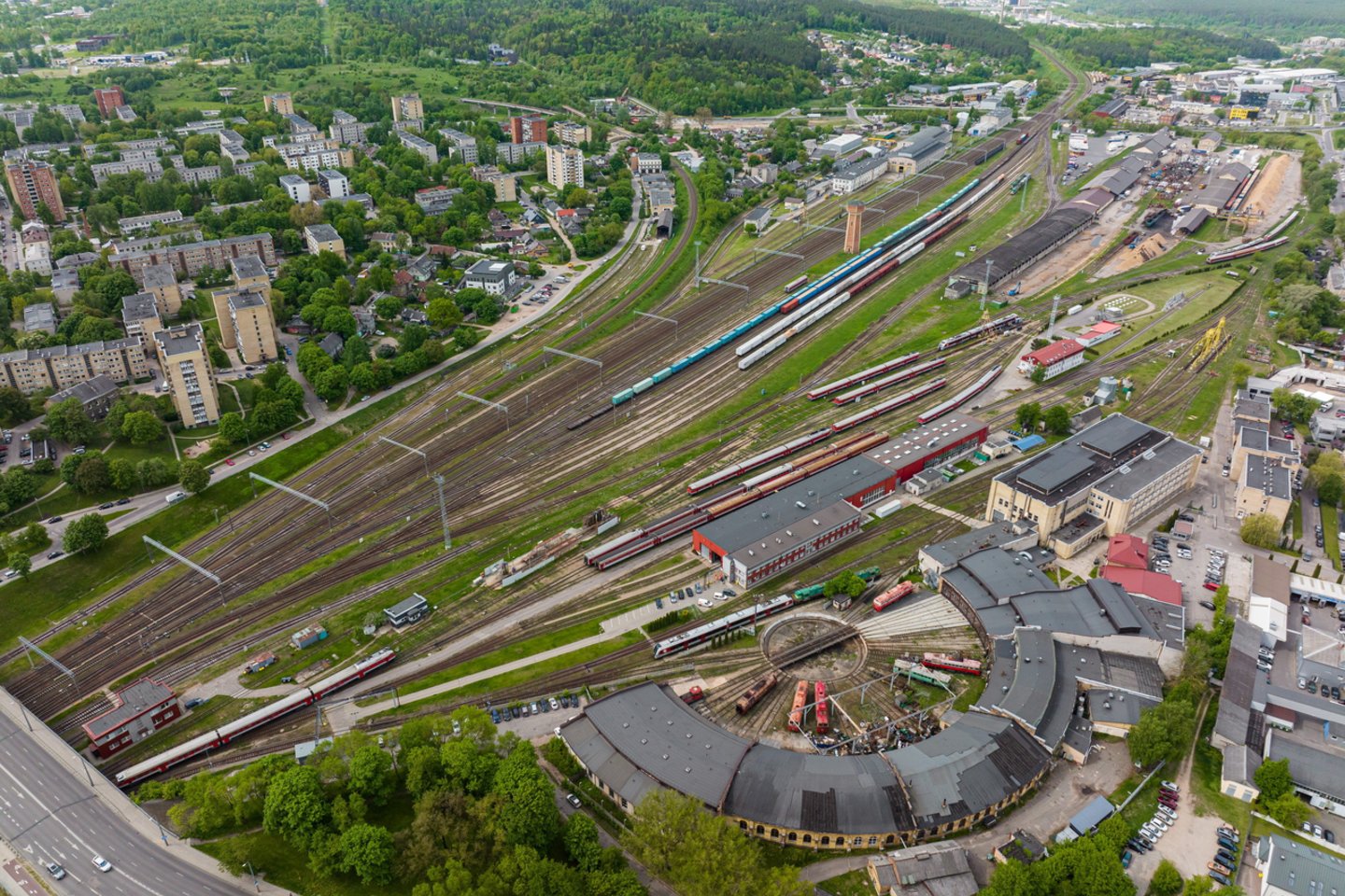 Buvusioje geležinkelių pramonės teritorijoje Naujamiestyje, Vilniuje, planuojami pokyčiai, gyventojai kviečiami dalyvauti apklausoje bei teikti pasiūlymus.<br>S. Žiūros nuotr.