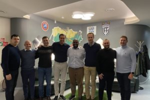 Vilniuje – pirmasis susitikimas su FIFA atstovais dėl VAR sistemos diegimo Lietuvoje