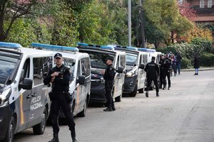 Ispanija sulaikė įtariamąjį dėl premjerui ir Ukrainos ambasadai išsiųstų laiškų su sprogmenimis