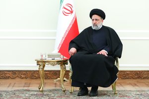 Iranas įveda ES ir JK atsakomąsias sankcijas