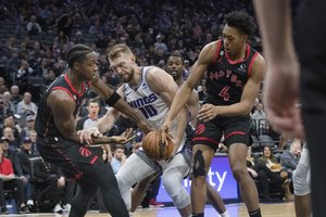 Po Sh. O'Nealo liaupsių – net devynios D. Sabonio klaidos ir skaudus pralaimėjimas