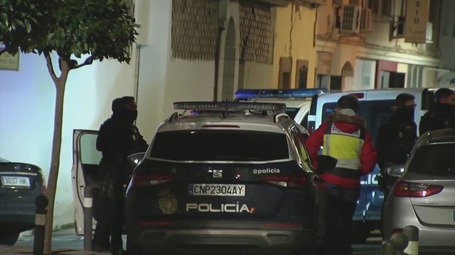 Mirtinas išpuolis Ispanijos bažnyčioje: mačete ginkluotas vyras užpuolė patarnautoją ir kunigą