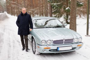 Aistringu vairuotoju save laikantis G. Kėvišas keliuose pasigenda išskirtinių automobilių: dabar jie visi vienodi