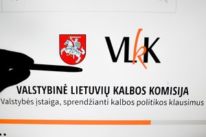 Kalbos komisija neketina plėsti moterų pavardžių rašybos, bet neuždaro durų svarstymams
