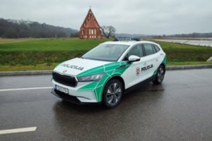 Pareigūnai pažeidėjus netrukus gaudys naujuoju elektromobiliu – pasižvalgykite, koks jis