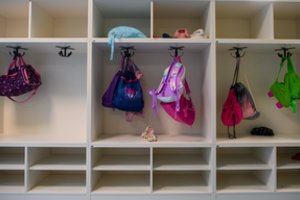 Tėvus be amo palikęs mokytojos planas: pelnėsi rinkdama pinigus maišeliuose ir sudarydama fiktyvias sutartis