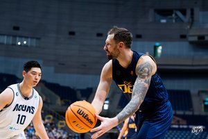 Taivane – lietuvio kaktomuša su įspūdinga NBA žvaigžde ir nerimas dėl namų Ukrainoje