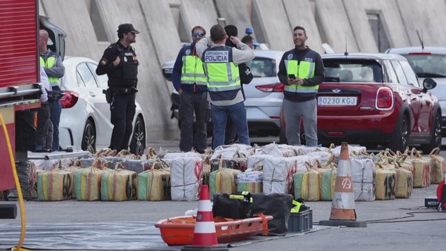 Ispanijos policija prie Kanarų perėmė 4,5 t kokaino