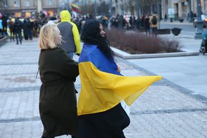 Raudonasis Kryžius sausio mėnesį pastebi paramos Ukrainai sumažėjimą: geriau aukoti po mažiau, tačiau stabiliai