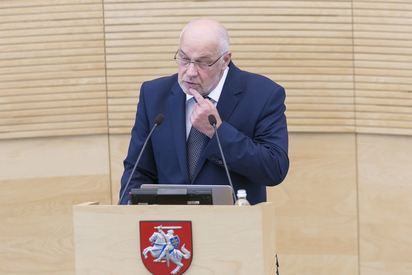 Vilniaus universiteto profesorius Romas Lazutka.<br>T.Bauro nuotr.