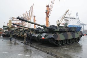 Lenkija gynybai skirs 4 proc. BVP