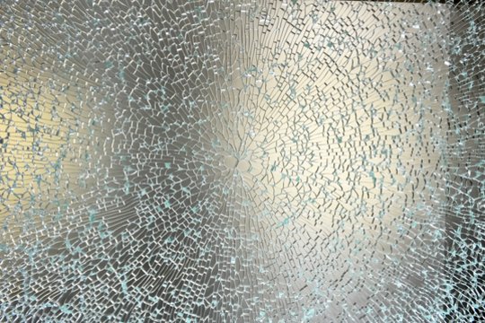 Klaipėdos turguje vandalas suniokojo 9 prekybos kioskelius