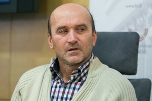 Į Kauno mero kėdę nusitaikė kontroversiškais pasisakymais apie pandemiją ir karą Ukrainoje pasižymėjęs veikėjas