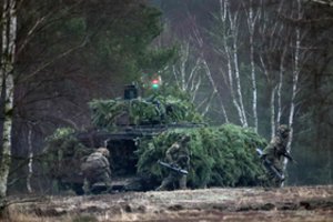 Vokietijos mokymo centre susidūrus dviem tankams „Puma“ sužeista 12 karių