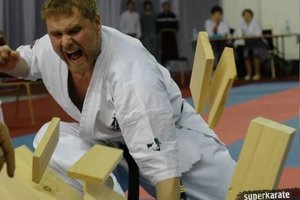 Ukrainiečiai likvidavo į Donbasą su ginklu atėjusį vieną iš Rusijos kiokušin karatė vadovų