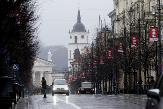 Praėjęs sausis – mažiausiai saulėtas per visą stebėjimų istoriją: sostinėje per mėnesį saulė švietė vos 5 valandas