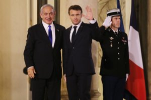 E. Macronas ir B. Netanyahu aptarė Irano branduolinę programą ir karą Ukrainoje