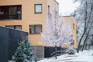 „Nukraujavo“ vidutinio segmento būstų pasiūla: įspėja apie galimas įtampas rinkai atsigaunant