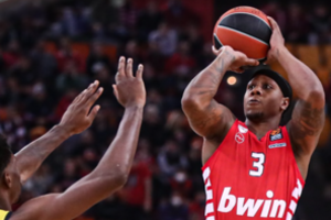 Eurolygos lyderiai namuose patiesė „Anadolu Efes“