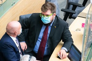 Nors nepalaiko neeilinės sesijos iniciatyvos dėl K. Bartoševičiaus, valdantieji posėdžio boikotuoti neketina