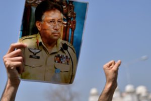 Mirė buvęs Pakistano prezidentas P. Musharrafas